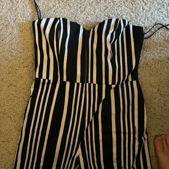 Alice and Olivia black Jumpsuit - Picture 4 of 6